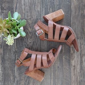 🍁Urban Outfitters Heels